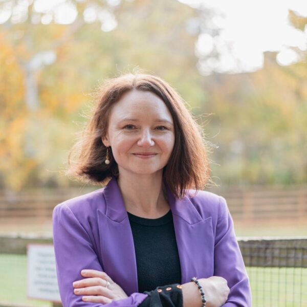 Portrait of Councillor Heather Staff